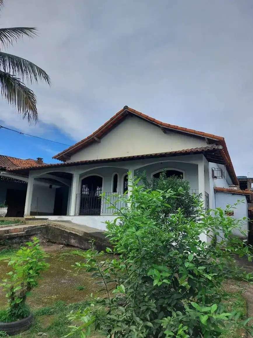 Casa à venda, 360m² de terreno